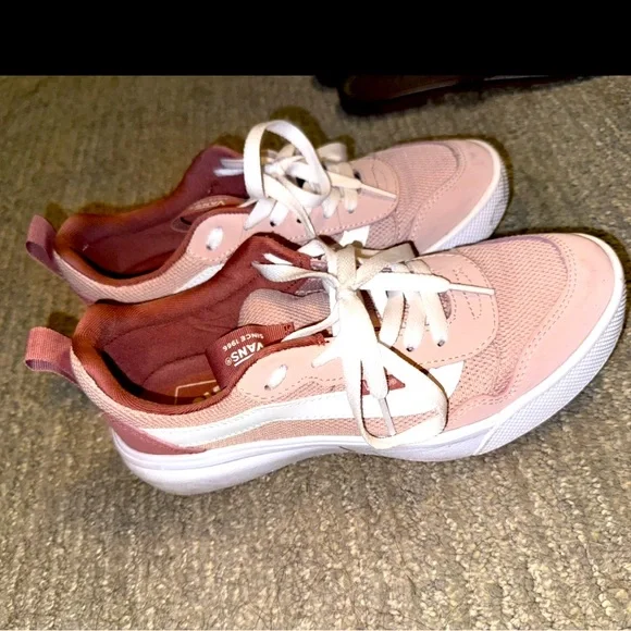 Vans Women's Light Pink Sneakers - Picture 1 of 3